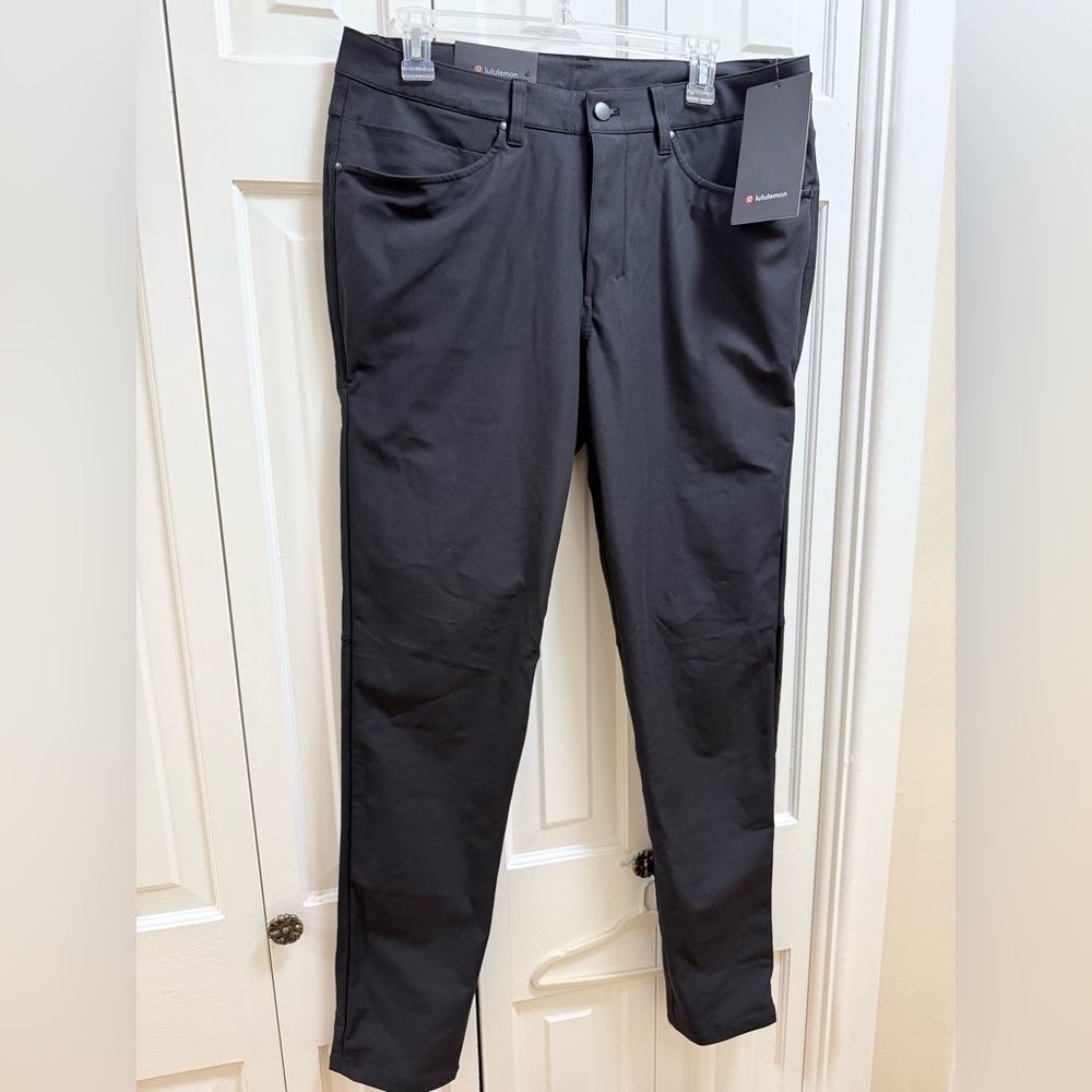 NWT Men’s Black Lululemon Pants